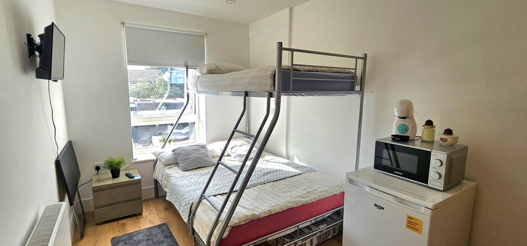 Alpha Accommodations Londra Exterior foto