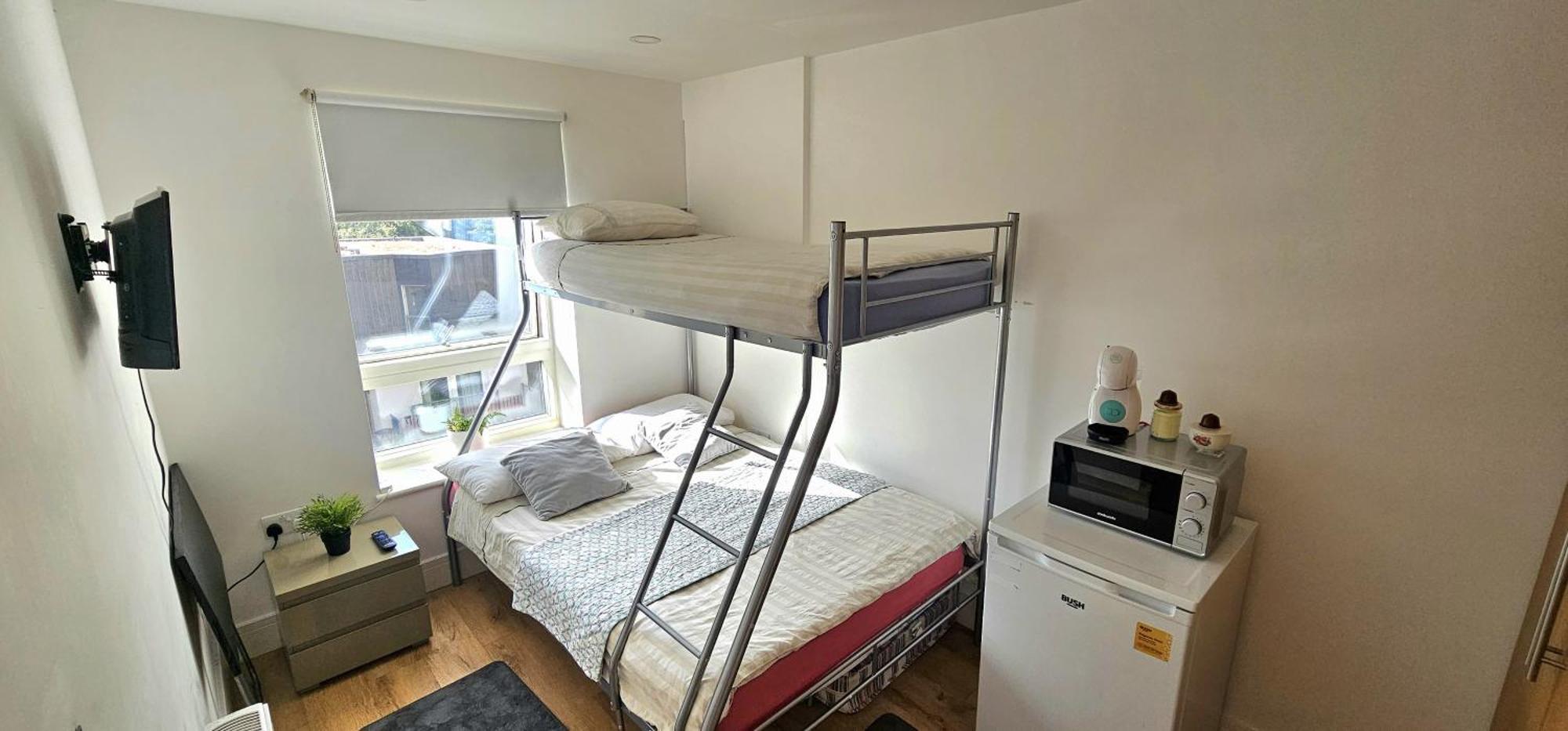 Alpha Accommodations Londra Exterior foto