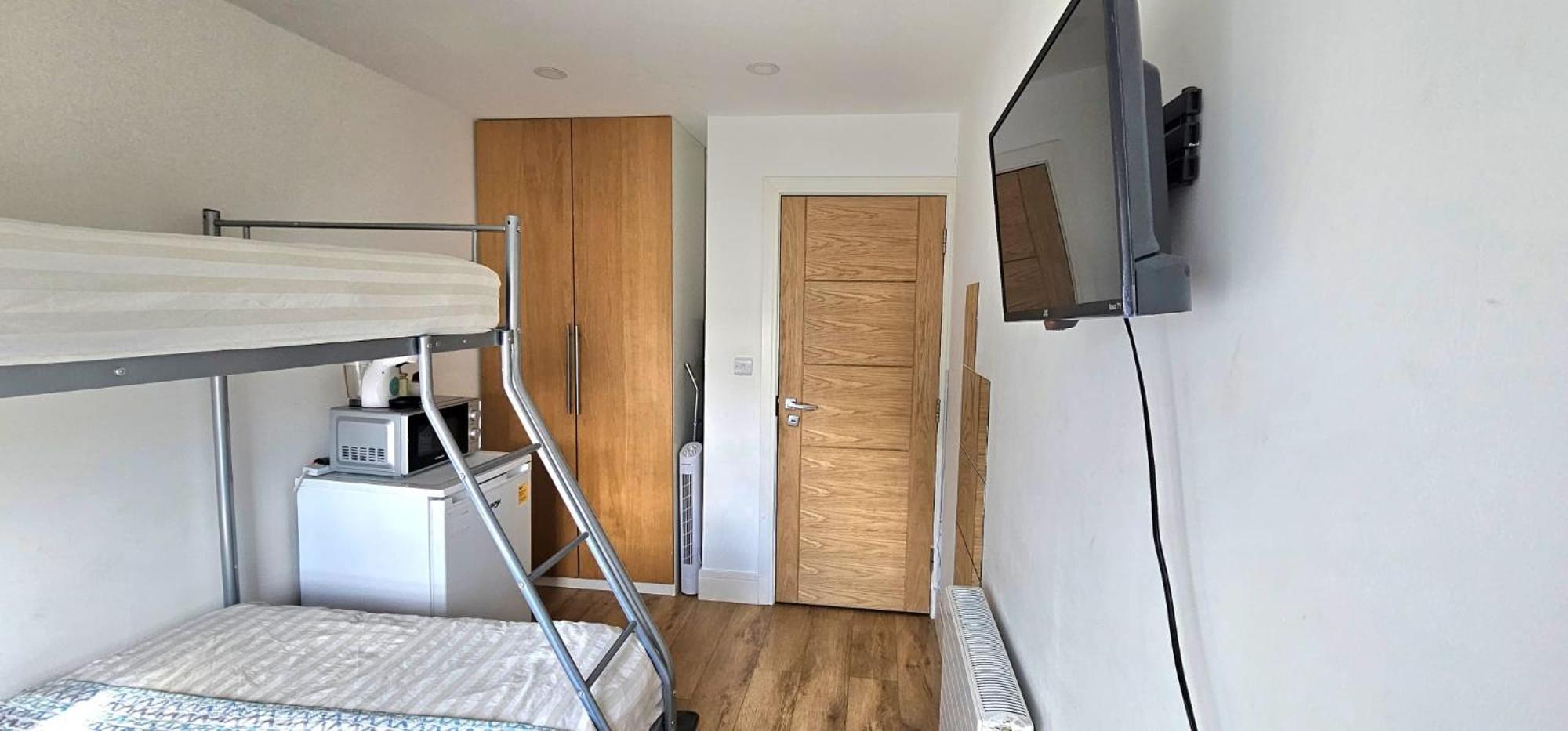 Alpha Accommodations Londra Exterior foto