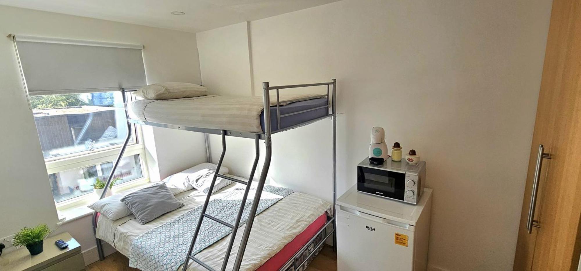 Alpha Accommodations Londra Exterior foto